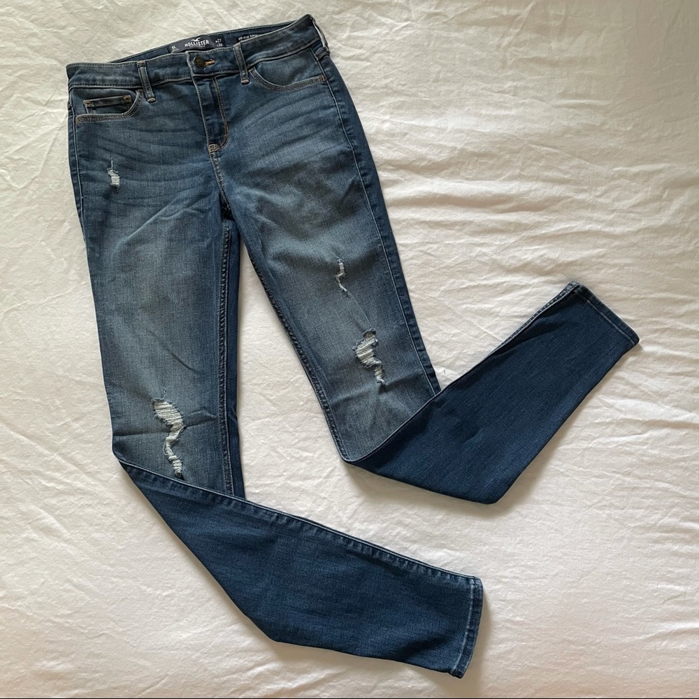 hollister ripped mid-rise skinny jeans